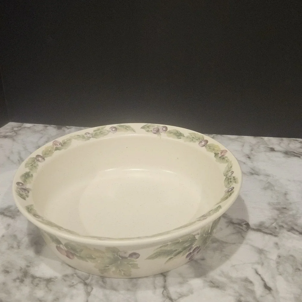 Pfaltzgraff Grapevine Stoneware Baking Dishes‎ – Set of 2, Mixed Sizes